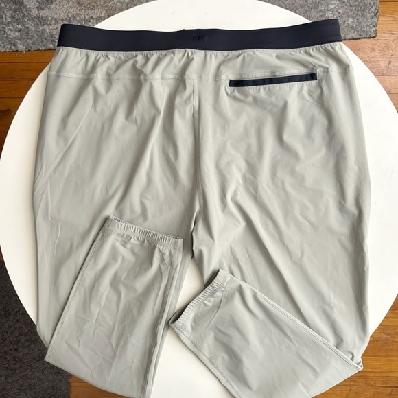 Rhone Men’s Lightweight Versatility Pant XXL Sage Green New Standard Fit - Picture 6 of 11